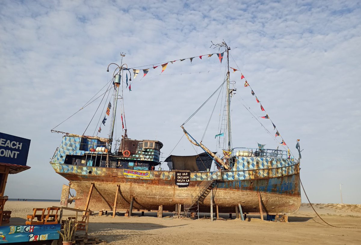 Communitysimone's tweet photo. 🗣️Las puertas del buque están abiertas de viernes a domingo de 11:00 am a 18:30 pm, días perfectos para que vayan en familia y disfruten y tengan momentos inolvidables.🏖️

¡No te pierdas esta increíble experiencia! 📸⚓
#BuqueAzart #BarcoTeatro https://t.co/fXH49zscDy