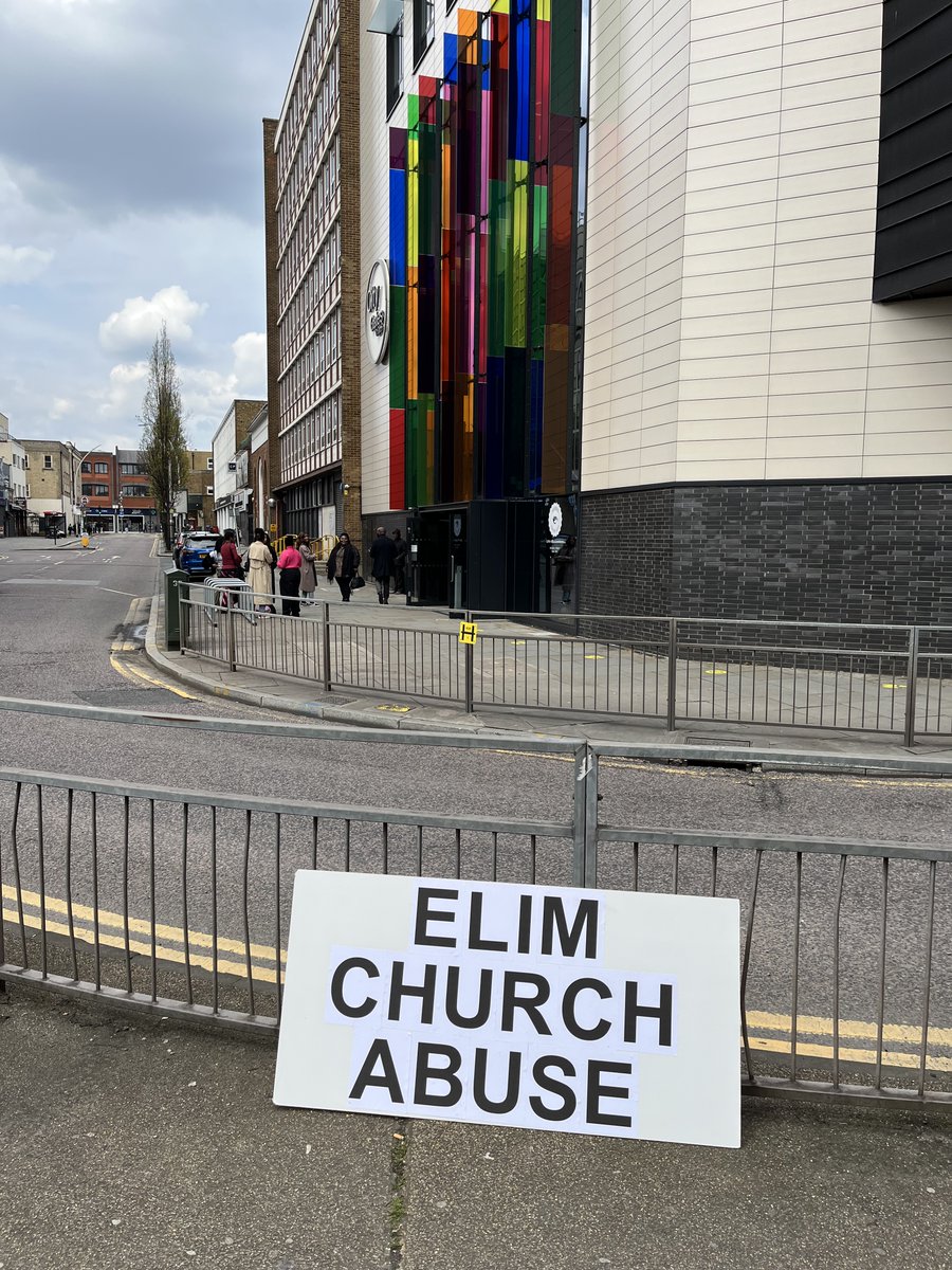 Challenging abuse in #Elim Churches with protests @ #EstuaryElim - #Rayleigh - #Southend - #Ashingdon.  We must ask if #children and young people are safe in Elim sponsored events?  #abuse #elimleaders #esl2023 #ythlimitless #Mikepilavachi     …ctimsofbishopmichaelreid.blogspot.com/2023/06/challe…