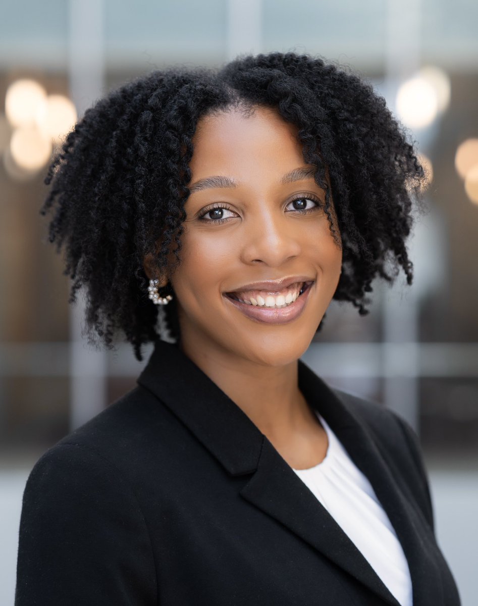 Ogechi Ezemma Siaw, MD (@ogechi_ezemma) on Twitter photo Hi #MedTwitter & #DermTwitter! My name is Ogechi Ezemma and I’m a rising 4th year <a href="/BrownMedicine/">The Warren Alpert Medical School</a> applying #Derm in #Match2024.
My passions include hair loss, SOC, peds derm, community outreach, and increasing access to care for underserved populations. Excited to connect! 🧴☀️ Hi #MedTwitter & #DermTwitter! My name is Ogechi Ezemma and I’m a rising 4th year <a href="/BrownMedicine/">The Warren Alpert Medical School</a> applying #Derm in #Match2024.
My passions include hair loss, SOC, peds derm, community outreach, and increasing access to care for underserved populations. Excited to connect! 🧴☀️