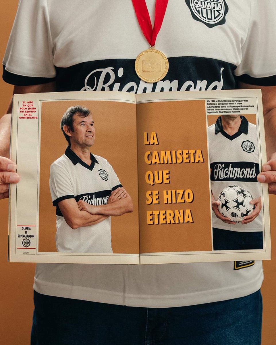 diariokue's tweet image. 𝐃𝐢𝐫𝐞𝐜𝐭𝐨 𝐝𝐞𝐬𝐝𝐞 𝟏𝟗𝟗𝟎⭐
#MetaSports
Nos trae la Única Camiseta que se hizo Eterna 🙌