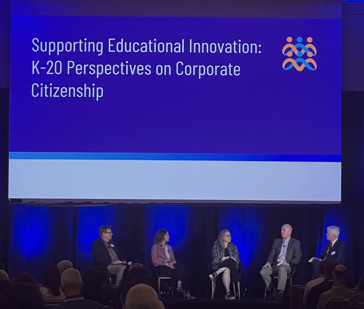 Awesome start to the 2023 annual <a href="/educause/">EDUCAUSE</a> meeting…

Good #corporatecitizenship requires that we be:
✨#studentcentered  
✨mission oriented FOR #learners 
✨value partnerships 
✨#collaborative #research 
✨expand #LMS options #flexible