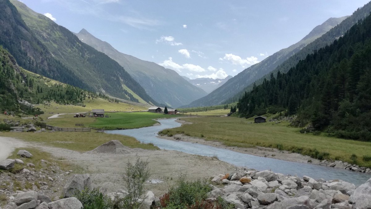 Wat raad je aan als #fotolocatie? Wat is jouw favoriete vakantie- of natuurgebied? Dat is de vraag voor dag 8 van #Junieke_Fotografievan @SiaWindig.
Salzburger Land, Oostenrijk.