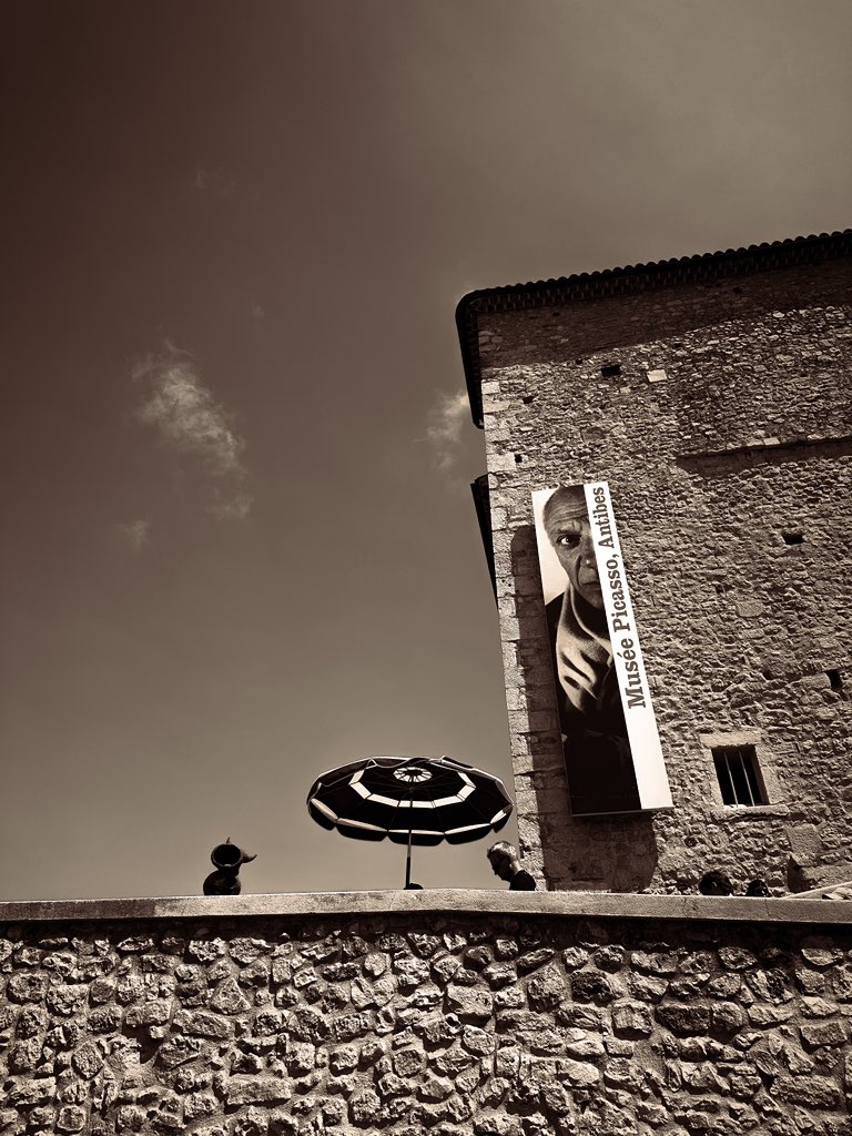 Parasol and Picasso. 
Antibes, France.