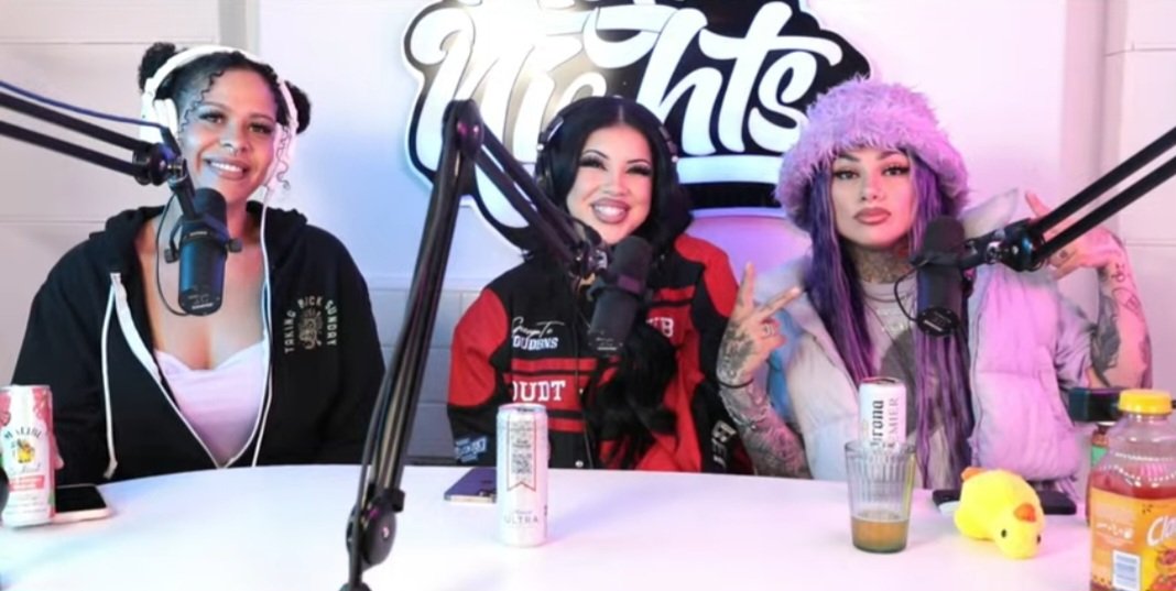 Sinful_Sinnerz805 tweet media