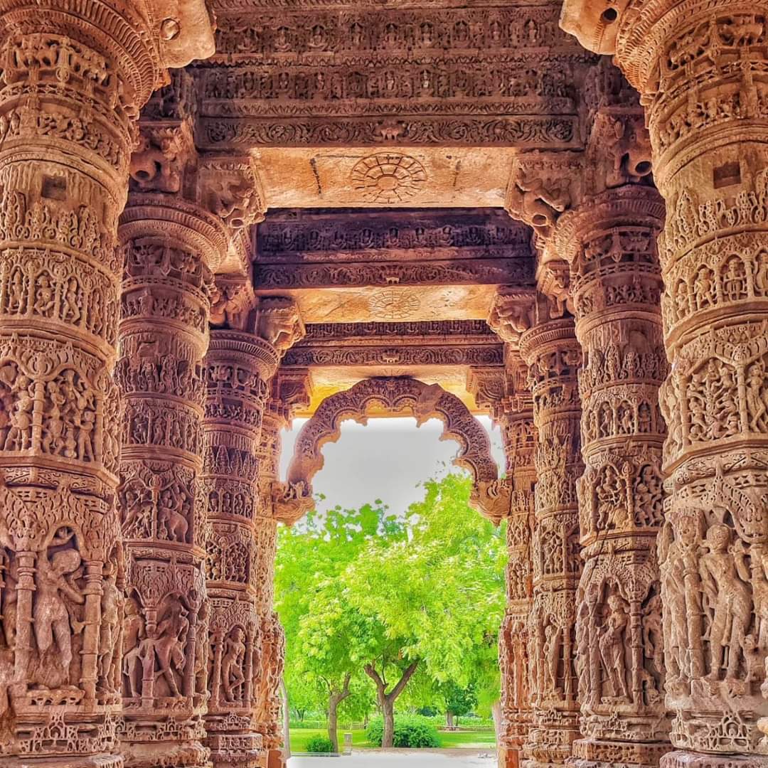 Modhera Sun Temple- Immerse in the world of architectural wonders of India.
