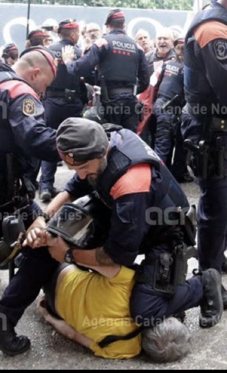 Que no corri aquesta imatge ,que igual ,en Joan Ignasi Elena, ens multa per una actuació policial abusiva