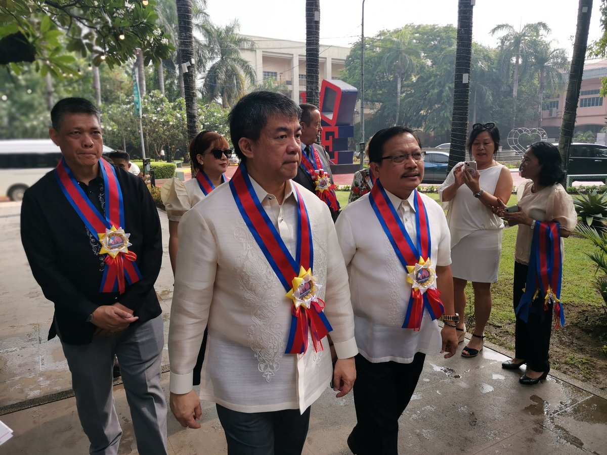 DTCAM_'s tweet photo. ICYMI: Wreath-laying Ceremony in honor of Alexander Sergeyevich Pushkin, a Great Russian Poet, in commemoration of his 224th Birth Anniversary and Russian Language Day, June 7, 2023, at Mehan Garden, Manila.

Hon. Koko Pimental graced the said event.
[📷 from Jules Franco] https://t.co/HiKCH8ZVYn