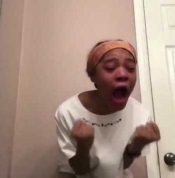 QUIEROOOOO PLATAAAAAAAAAAAAAA