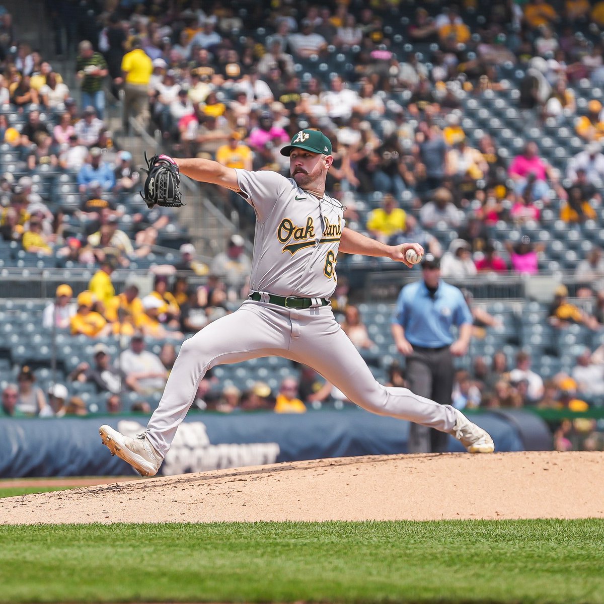 Way to Geaux <a href="/ItsHoganHarris/">Hogan Harris</a> Big Congrats on first MLB W 👊🏼🤟🏼