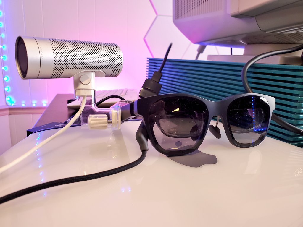 ActionRetro1's tweet image. I built my own Apple Vision Pro and it's way better #WWDC23