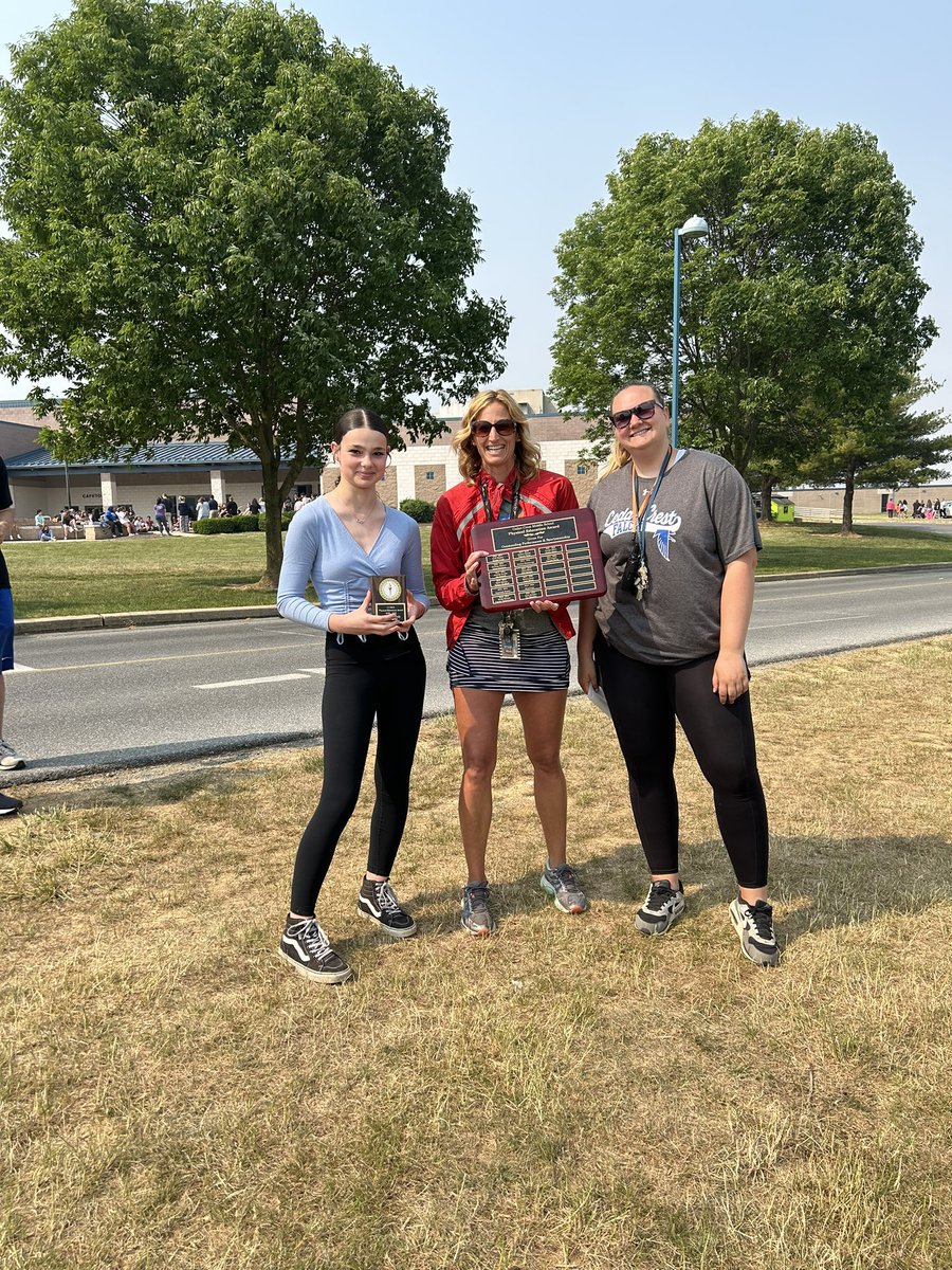 Jessica Nolan tweet media