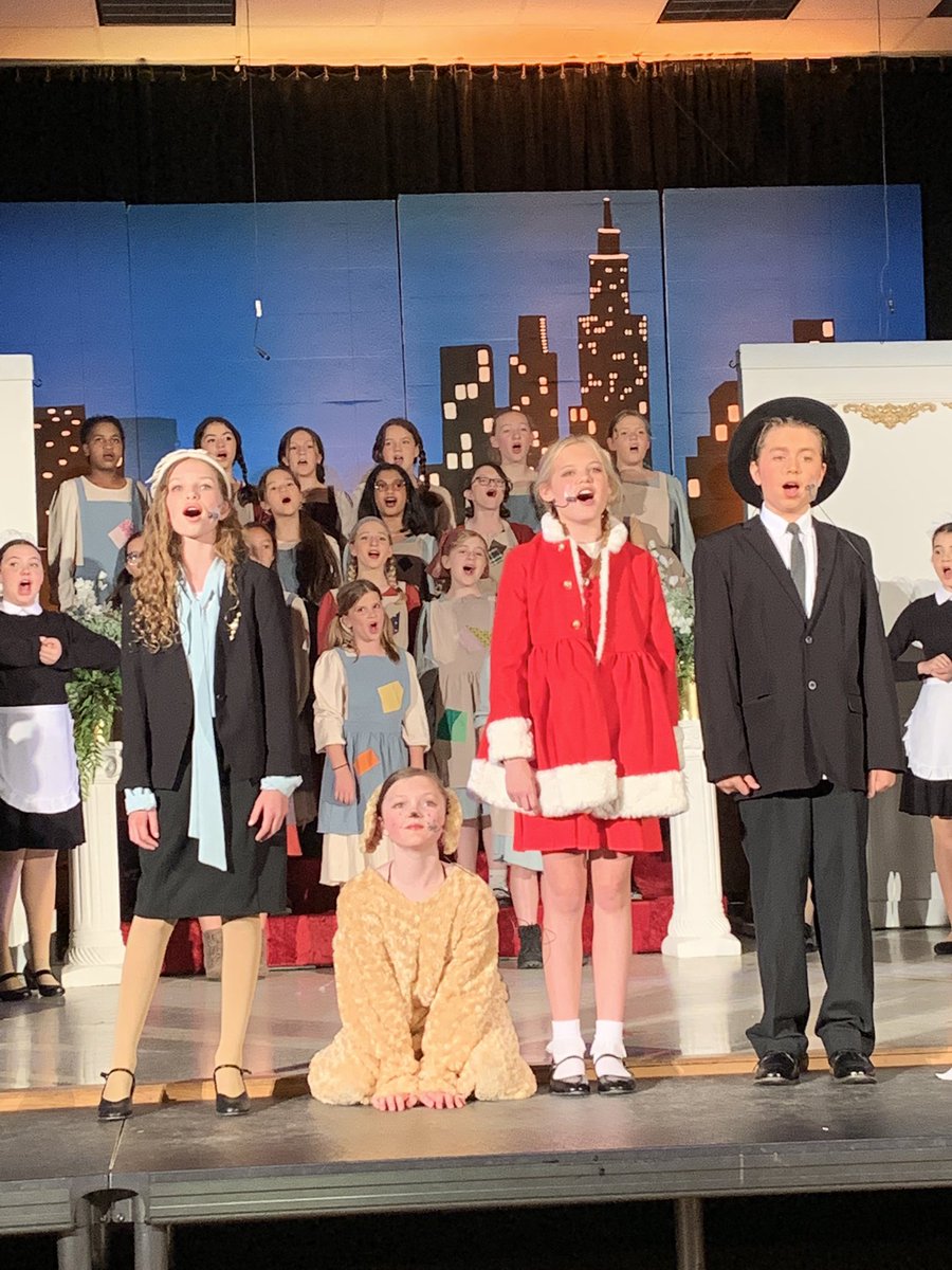 Sharyn Prindle (@sbprindle) on Twitter photo Our fifth and sixth graders put on an amazing performance of Annie. <a href="/WakefieldForest/">Wakefield Forest ES</a> <a href="/WFES_Music/">WFES_Music</a> Our fifth and sixth graders put on an amazing performance of Annie. <a href="/WakefieldForest/">Wakefield Forest ES</a> <a href="/WFES_Music/">WFES_Music</a>