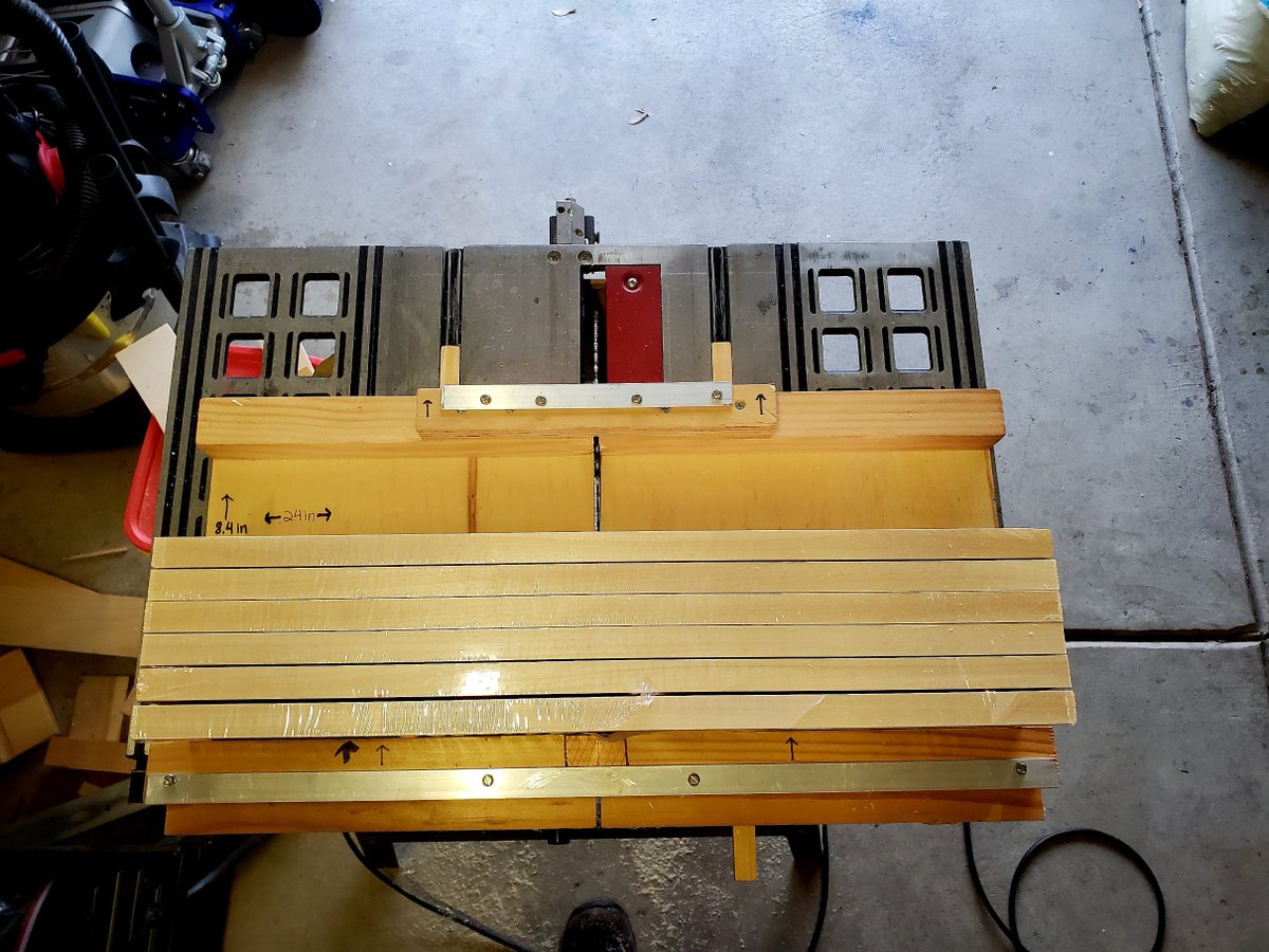 kyzernick85's tweet image. First cuts in aspen boards for my floating bookshelves project. 
#woodworking 
#Project
#shoptime