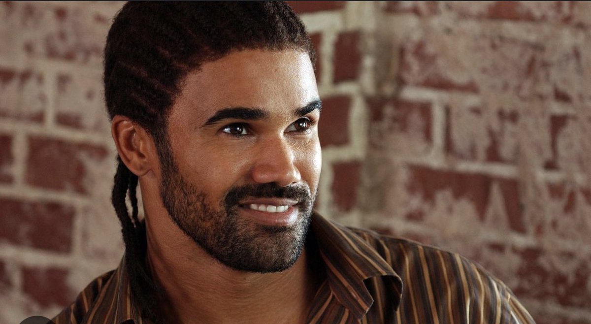 @iamgabevincent2 looks like how @shemarmoore was supposed to look in Diary of a mad black woman 😩😂🤣
