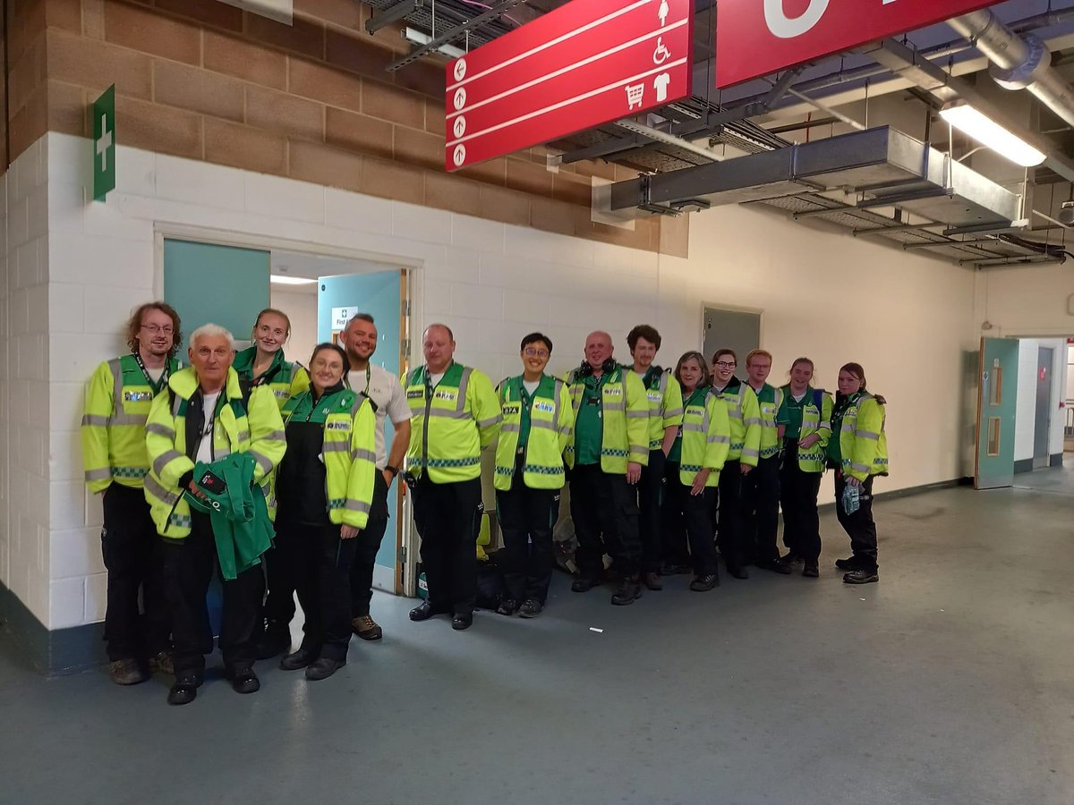 What an #amazing way to end #VolunteersWeek2023! In the last 48 hours I’ve had the privilege of coordinating over 200 members of @SJACymru that have given their time to provide medical support to the 120,000 people who attended the @coldplay concerts at @principalitysta