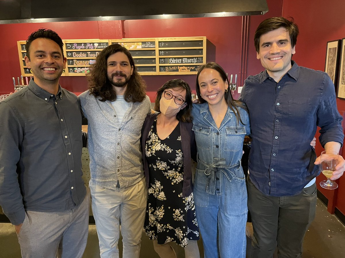 CatGaoHow's tweet image. @GLiunit, don’t go! We will miss you so much at #NUPCCM @NM_Lung! Looking forward to seeing the great things you accomplish!! @RKalhan @JoeBaileyMD @cjschroedl @peter_sporn @amyludwigmd