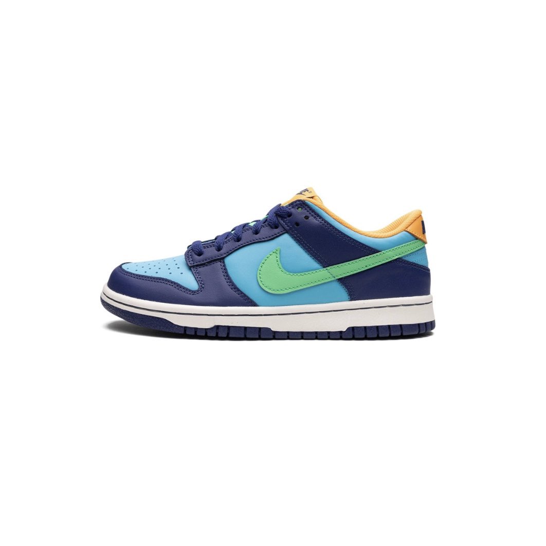 In-STORE Now! Nike Dunk Low ‘Kyrie’ GS size EU 39

tokopedia.link/yOtQz8H2rAb