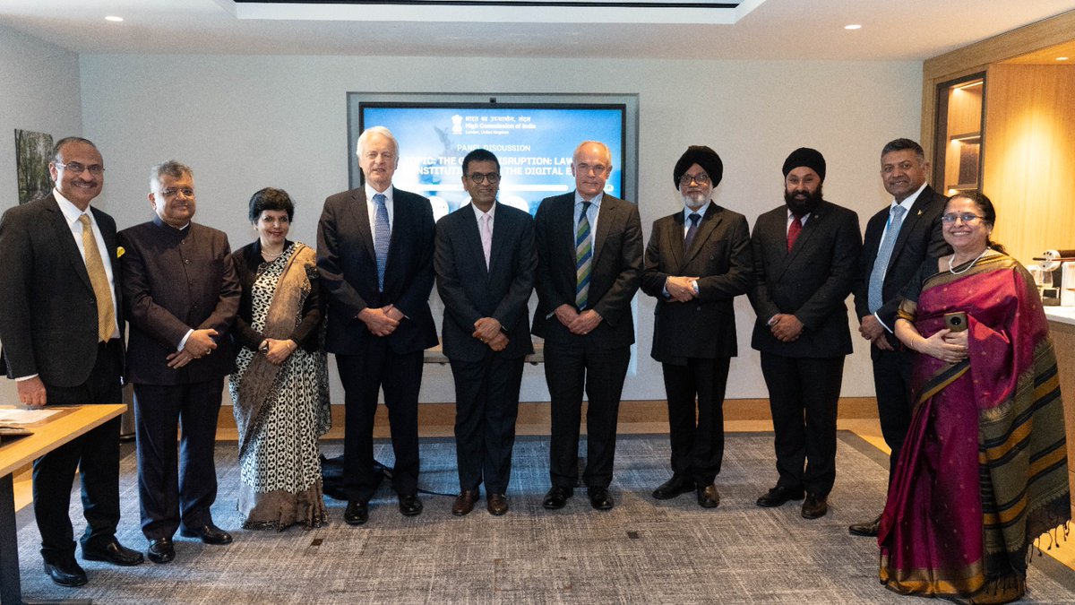 Prof. Alka Chawla, Professor-In-Charge, Campus Law Centre, Faculty of Law, DU had the honour of being a part of the panel discussion featuring Chief Justice of India, Dr. D Y Chandrachud at the Inner Temple in London, organised by High Commision of India in London on 5 June 2023.