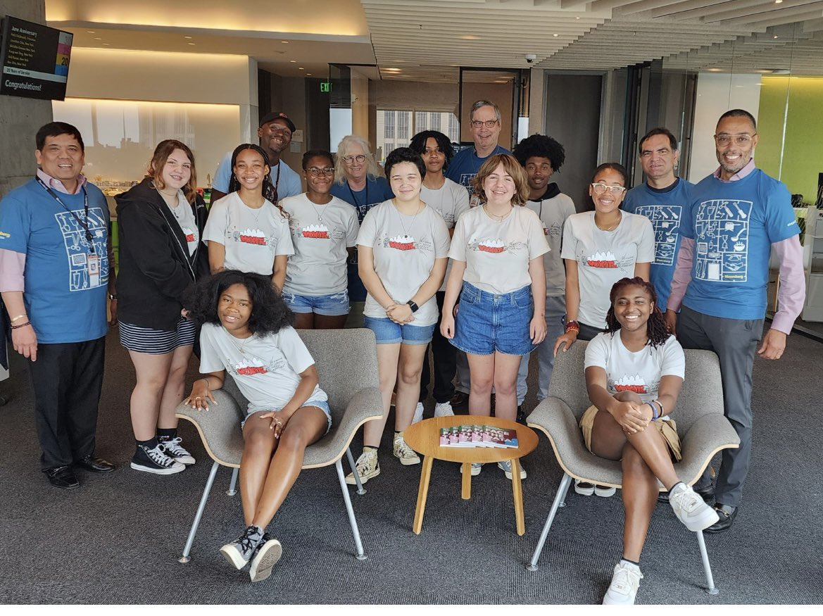 Excited to meet and exchange ideas with the very smart journalism students from <a href="/VOXROXATL/">VOX ATL</a>  at our Atlanta bureau.