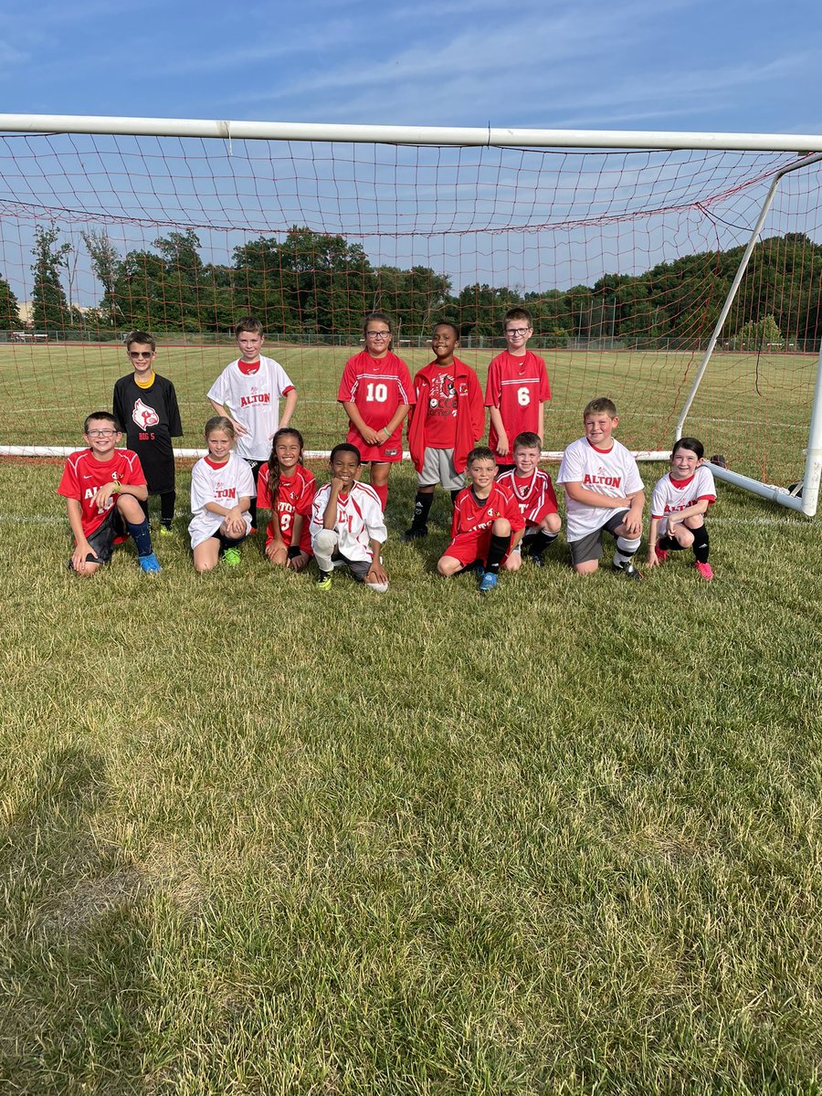 redbirdssoccer's tweet photo. Our 2023 AHS soccer camp was 1 for the books!We had over 50(!) future Redbirds on campus this week working to get better💪🏼A big thank you to members of the AHS soccer teams who volunteered their time &amp; created a great environment for our youth athletes this week!♥️#futureRedbirds https://t.co/wsyrHiNieW