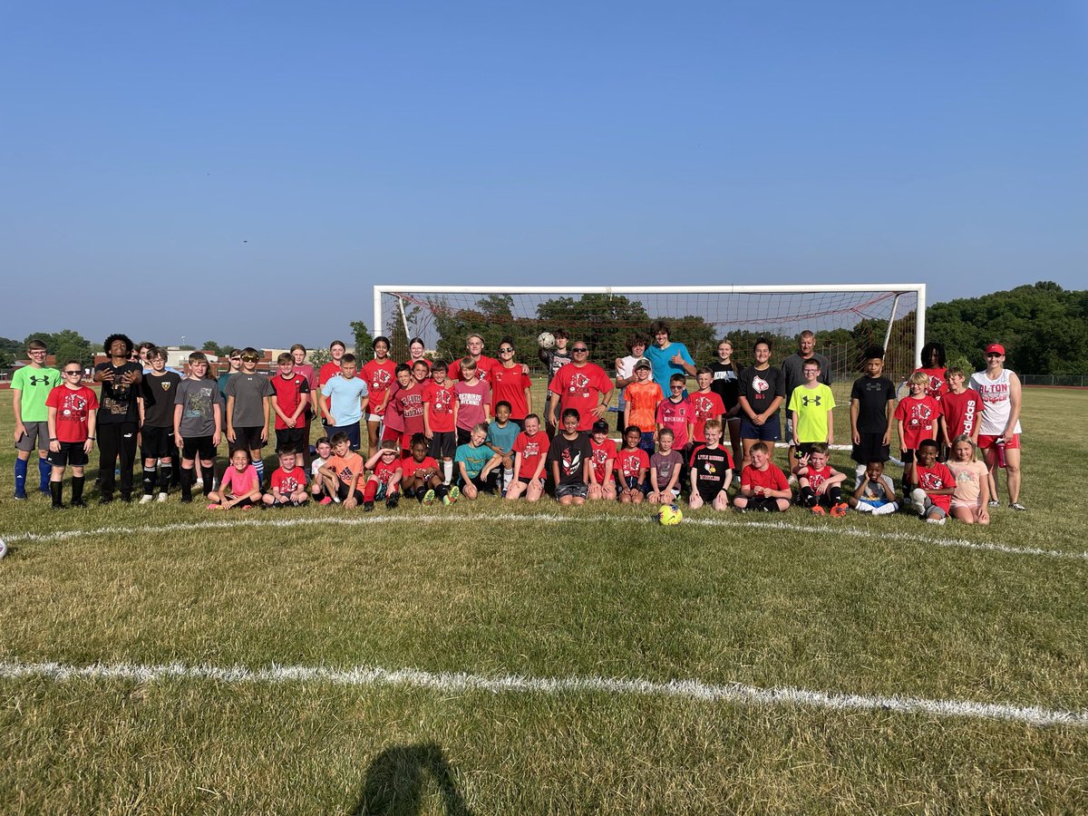 redbirdssoccer's tweet photo. Our 2023 AHS soccer camp was 1 for the books!We had over 50(!) future Redbirds on campus this week working to get better💪🏼A big thank you to members of the AHS soccer teams who volunteered their time &amp; created a great environment for our youth athletes this week!♥️#futureRedbirds https://t.co/wsyrHiNieW