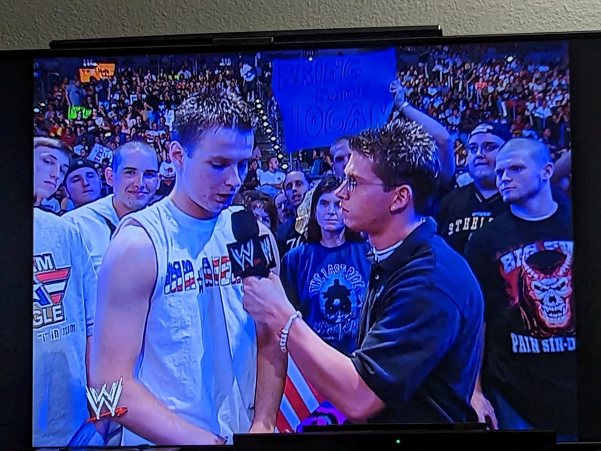 SondraRuthITR's tweet photo. Josh Matthews and Zach Gowen both look every bit of 14 years old. Looking forward to this lie detector test! #RetroITR #SmackDown
[https://t.co/zZsuVCvvAh] https://t.co/sGEDsTRdnX