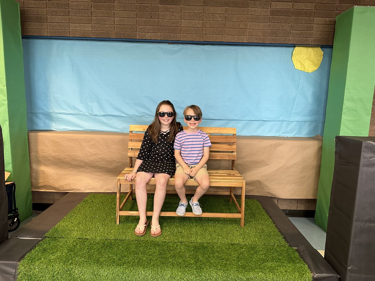 Took the kids to the <a href="/HouSymphony/">Houston Symphony</a> summer concert series tonight at the <a href="/Willowridge_HS/">Willowridge HS</a>! They had a blast!