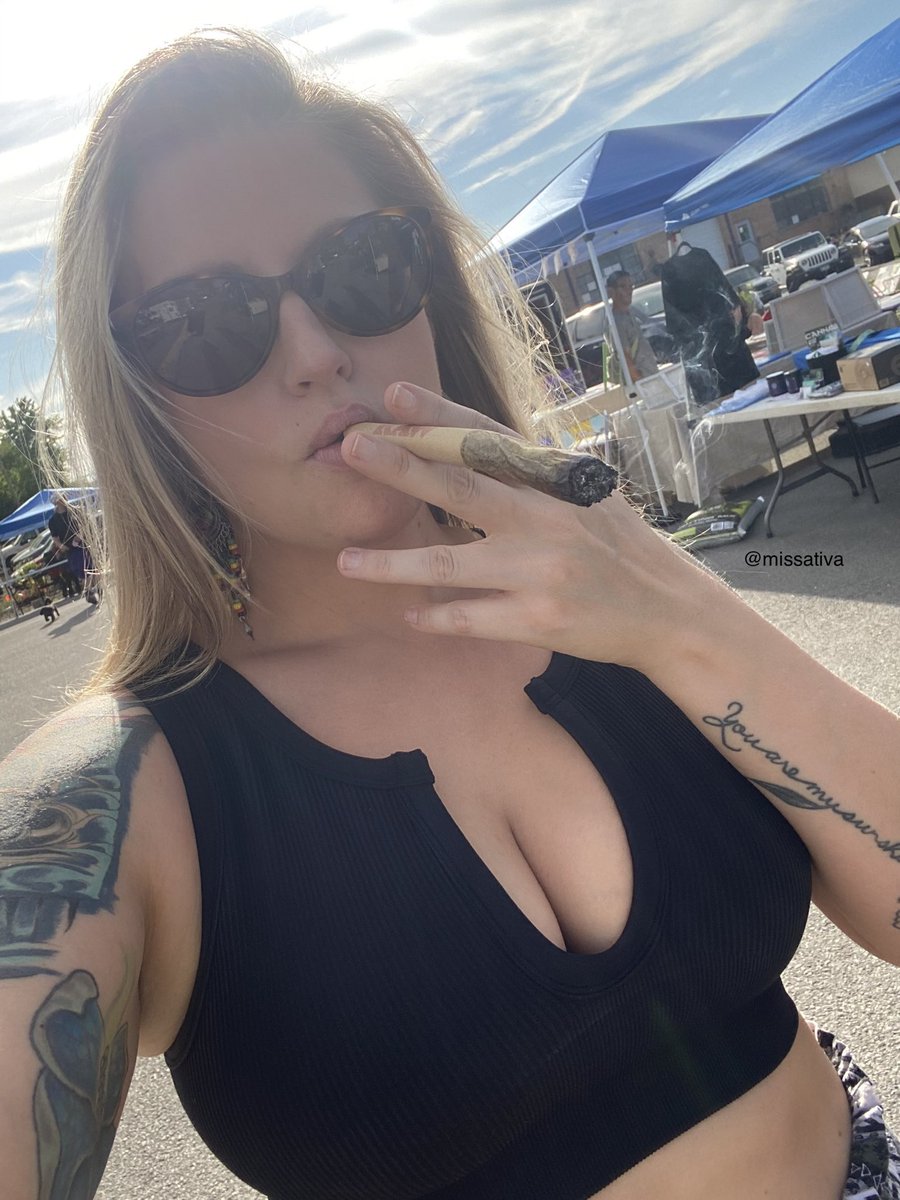 #farmersmarket #homegrownsupplies #bigassstogey