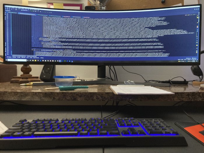 5eniorDeveloper's tweet photo. En este monitor si caben los nombres de mis clases de java https://t.co/WuV3O0kNQt