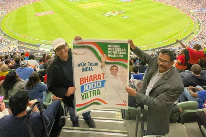 arunpudur's tweet image. What was Rajdeep doing when this happened folks?! 👞👅