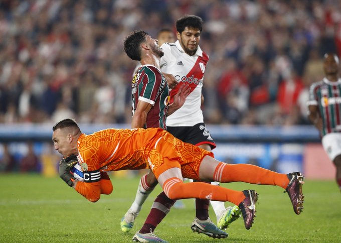 FyERgNDXgAAZ2Kp?format=jpg&name=small