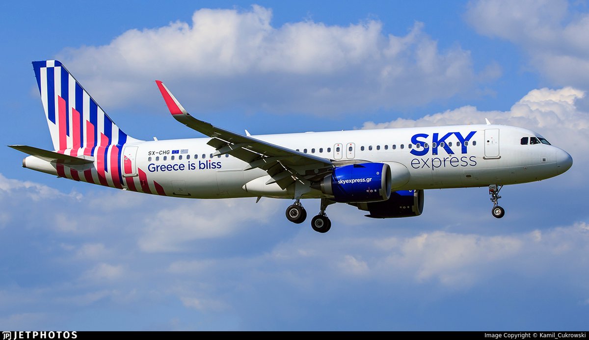 A Sky Express A320neo landing in Warsaw. jetphotos.com/photo/10974381 © Kamil_Cukrowski