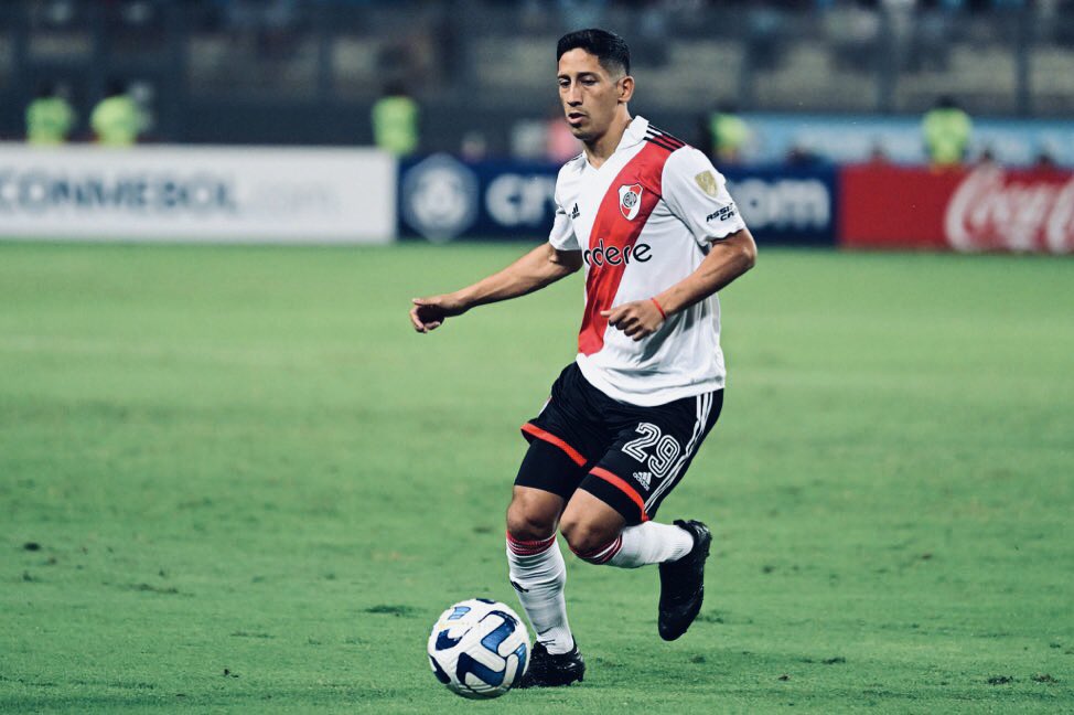 LucianoilieffOK's tweet photo. Simplemente Rodrigo Aliendro. 🪄 https://t.co/Oon8prWvLG