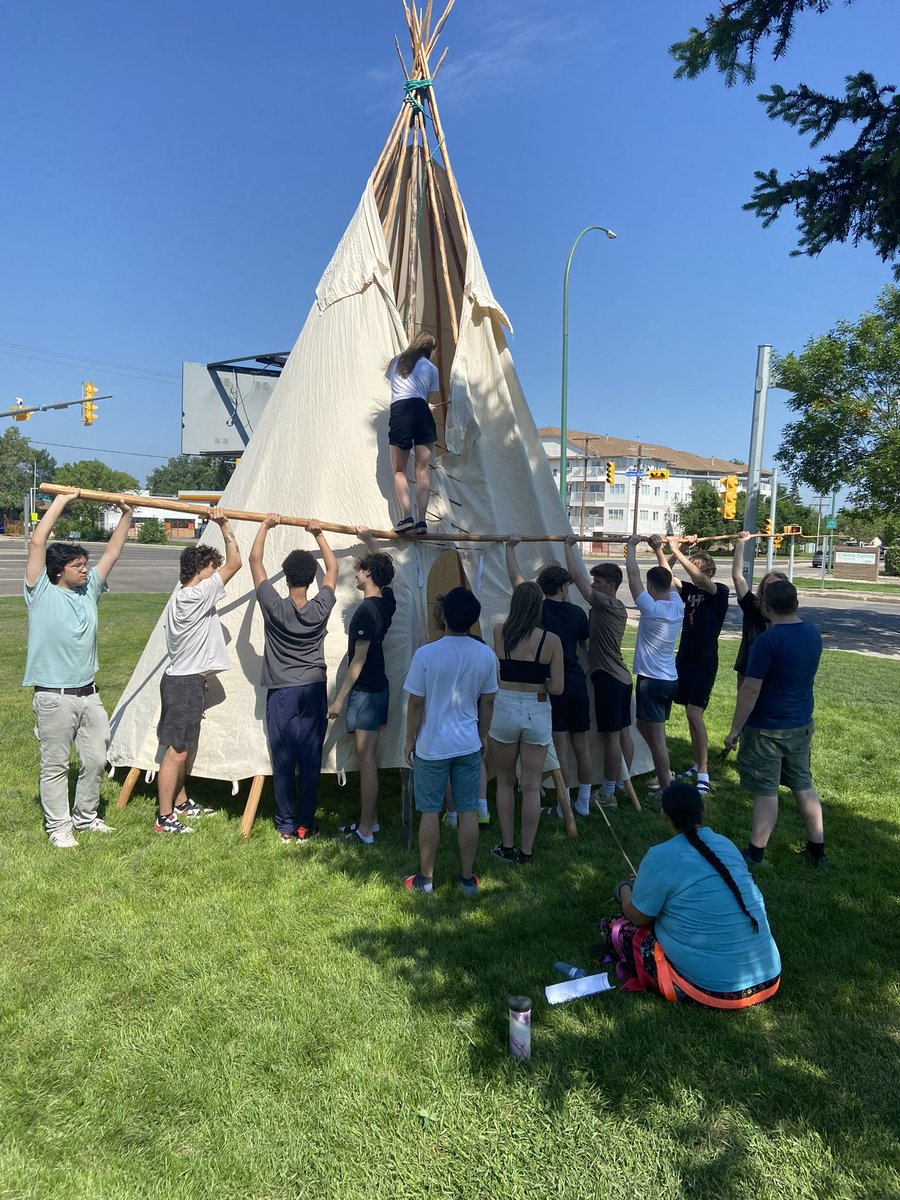 RiffelRoyals's tweet image. What a beautiful day on Treaty 4! Thank you to Preston and Charmin for your guidance and teaching today as we raised tipi.