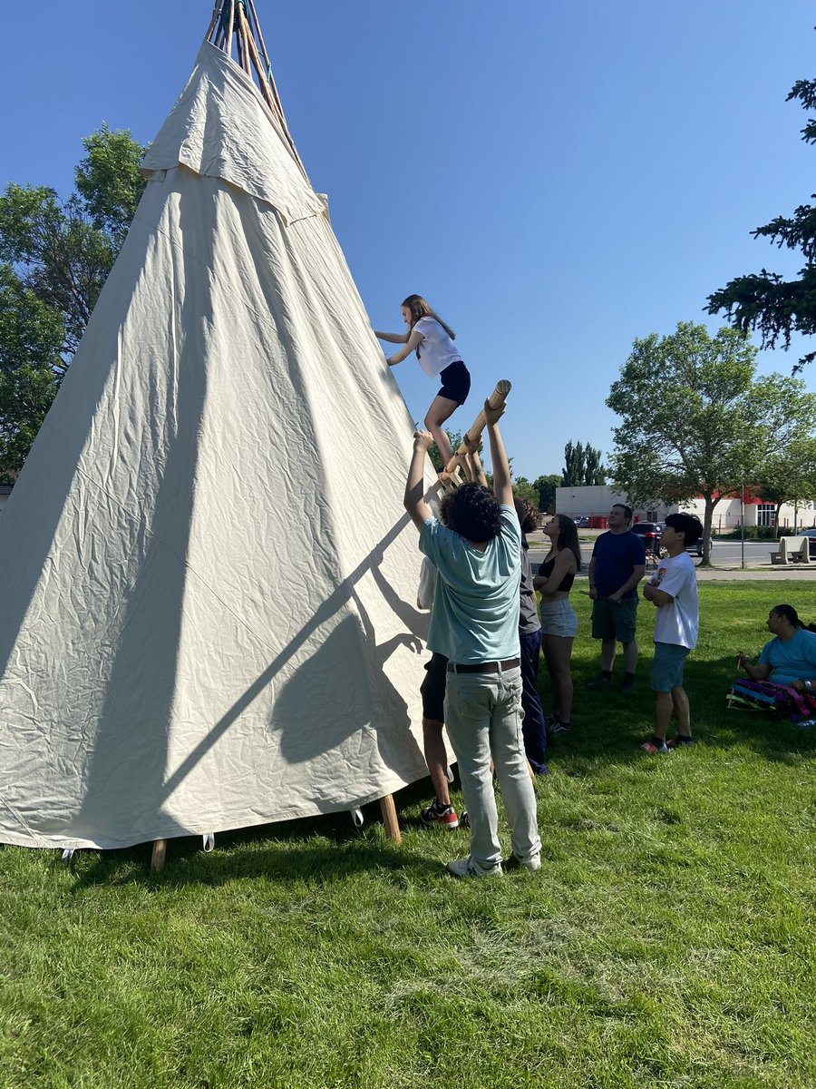 RiffelRoyals's tweet image. What a beautiful day on Treaty 4! Thank you to Preston and Charmin for your guidance and teaching today as we raised tipi.