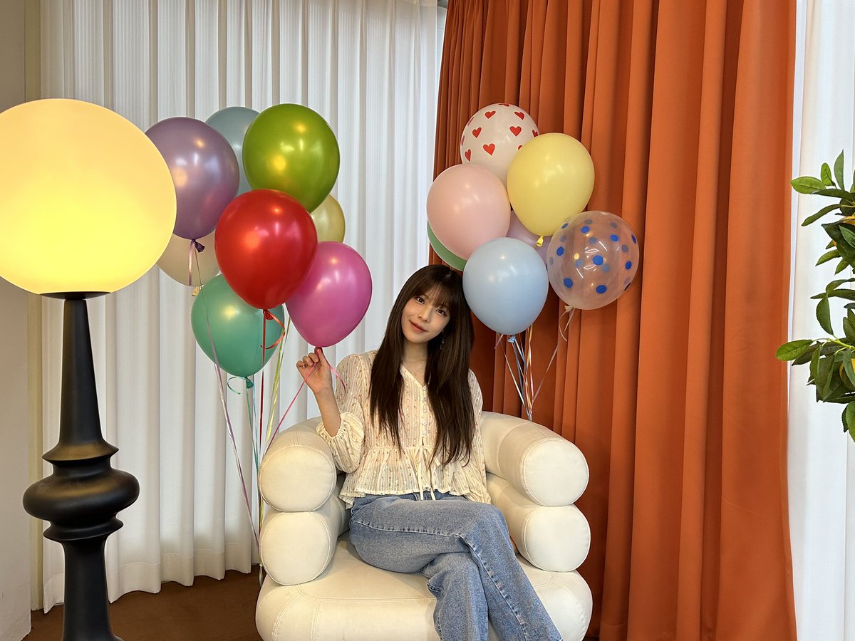 junielism's tweet photo. 우당탕탕 주니엘 11주년✨즐거웠고 행복했고 고맙습니다💛 앞으로도 함께해주세용💐 https://t.co/Jm6EVmrL0H