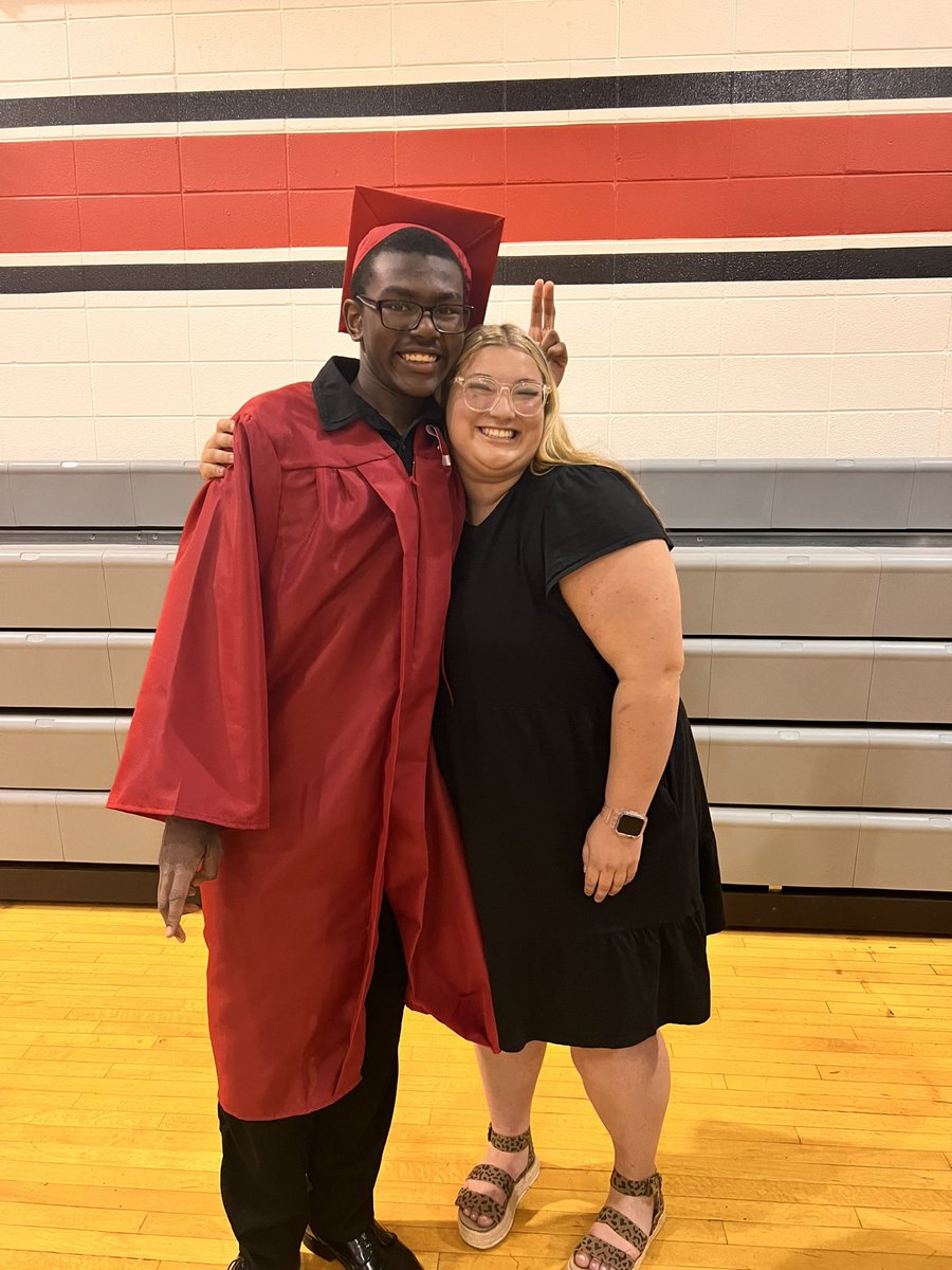JRejczyk's tweet photo. Beyond proud of my 8th grade graduates. You guys are going to do so many amazing things in this world!! @D114Stanton #143 https://t.co/9Mvx01cNe7