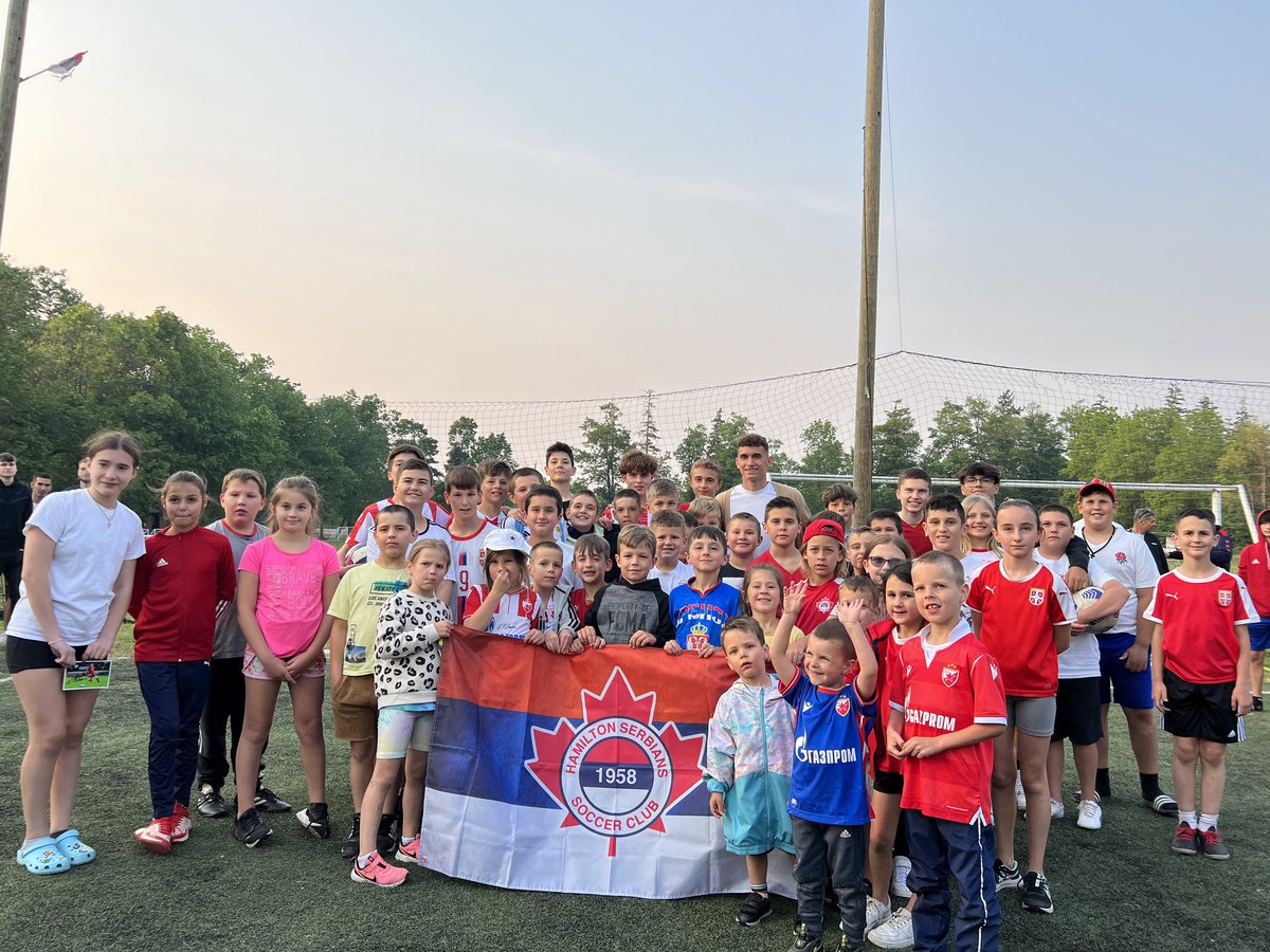 HSerbians's tweet photo. Our kids truly enjoyed spending time with Stefan. He was awesome, answered all the questions, took time to sign everything, take a photo with everyone, &amp; gave some great advice! We can't thank him enough for taking time &amp; spending it with our young players. 🙏🏻🥰 @stefanmitrovic_ https://t.co/CZAo5KeWGp