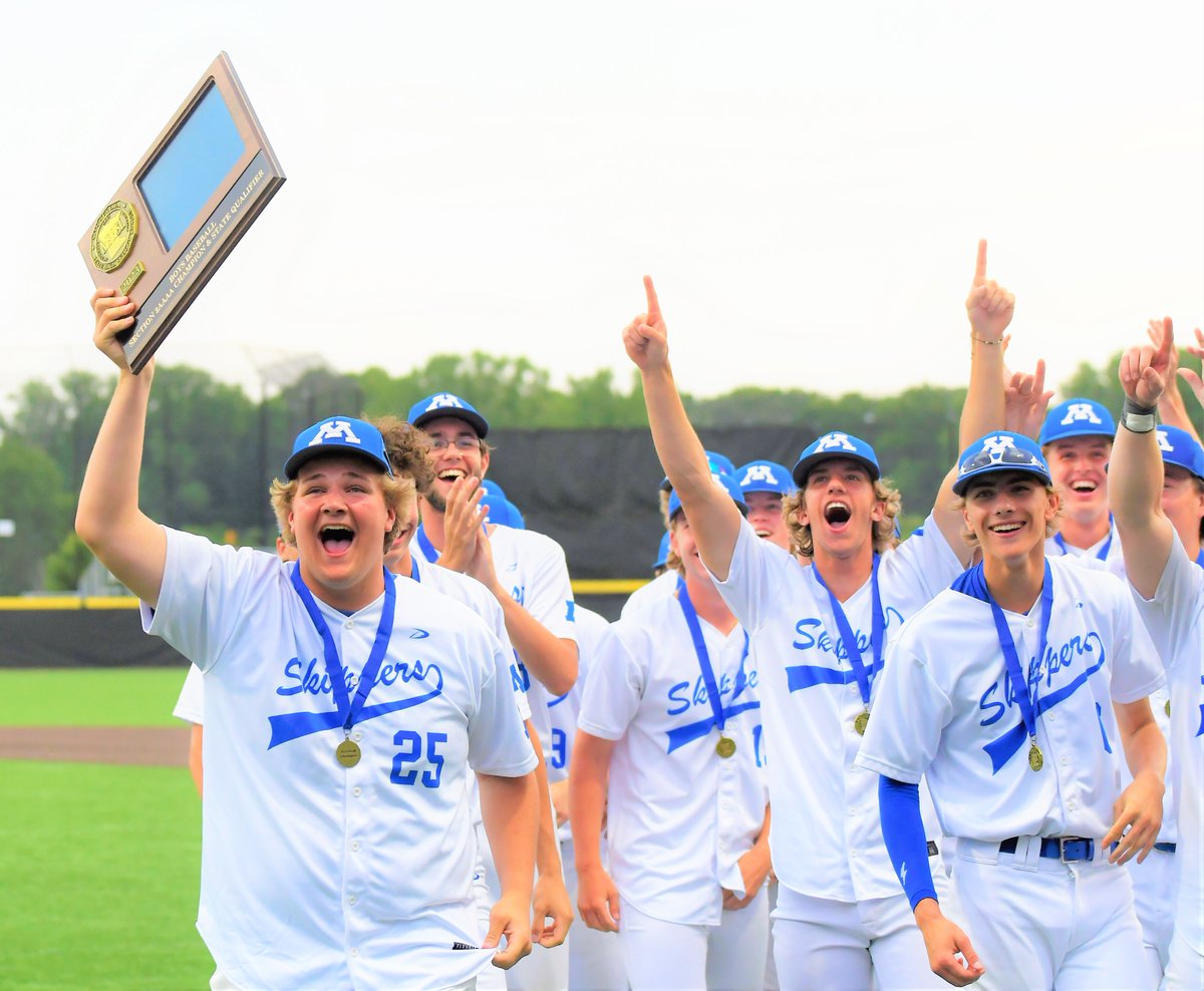 TonkaSkippers's tweet photo. ⚓️⚾️ Congratulations to Coach Paul Twenge and his Section 2AAAA champion Minnetonka Skippers @TonkaBaseball_1 
👏 Photo courtesy John Sherman, Sun Sailor https://t.co/oepvNdUOGJ