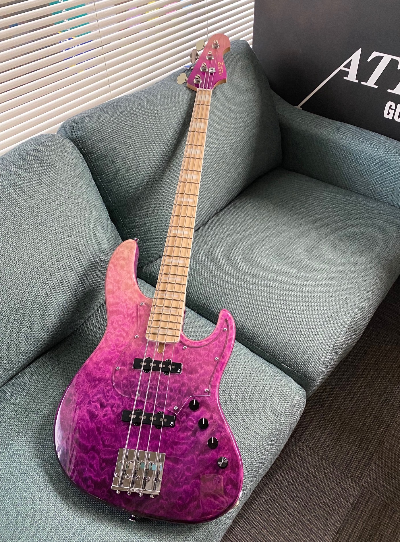 キルトメイプル キルトメイプル Dean ZX Quilt Maple Electric Guitar