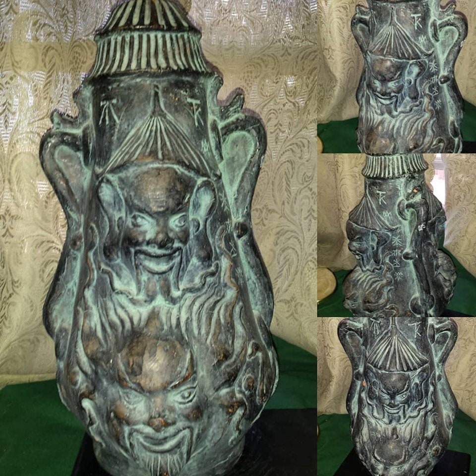 #etsy shop:Japan Pottery Vase etsy.me/3OXGx31 #vase #nineteenthcentury #japanese #pottery #greenglaze #dainippon #kutani #greatjapan #gift #artnouveu #handmade #antique #redpottery  #dwedgecreations.etsy.com #japan #artdeco #sculpture #urn #art #artwork #artist