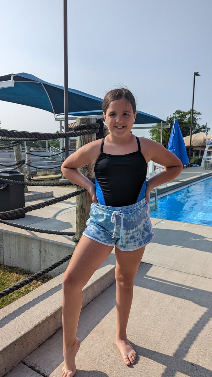 1st swim meet of the season!! Beat her time on 50m freestyle by 5seconds.  Raced a 100m freestyle for the first time and did fantastic!! Way go my girl!!