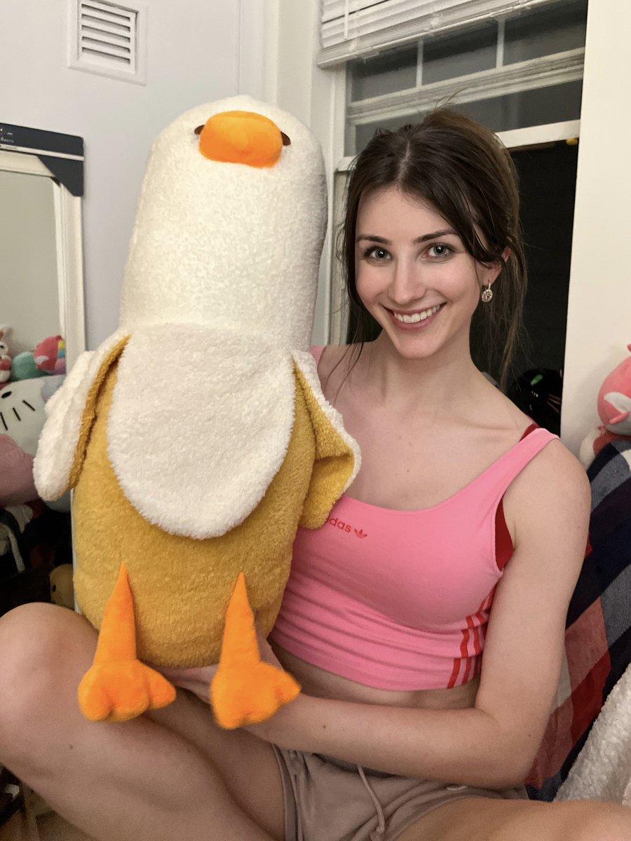 stacy🏳️‍⚧️ on Twitter "don’t talk to me or my banana duck ever again"