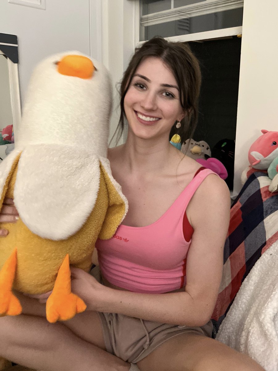 stacy🏳️‍⚧️ on Twitter "don’t talk to me or my banana duck ever again"