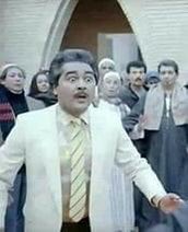 طيب بمناسبة الامتحانات 😂✋ 
و الناس ال عندها نظري و شفوي و كده 
.
.

- مستعد يابني للشفوي ؟ 
= ان شاء لله يادكتور

- جاهز للسؤال الاول ؟
= جاهز 
- امك
= افندم !
- يابنى اصبر عليا ، امك عايشه ؟
= اه الحمد لله . بس ده ايه علاقته بالفيزيا حضرتك ؟

- يابني صبرك بس
تقدر تقوللى ايه