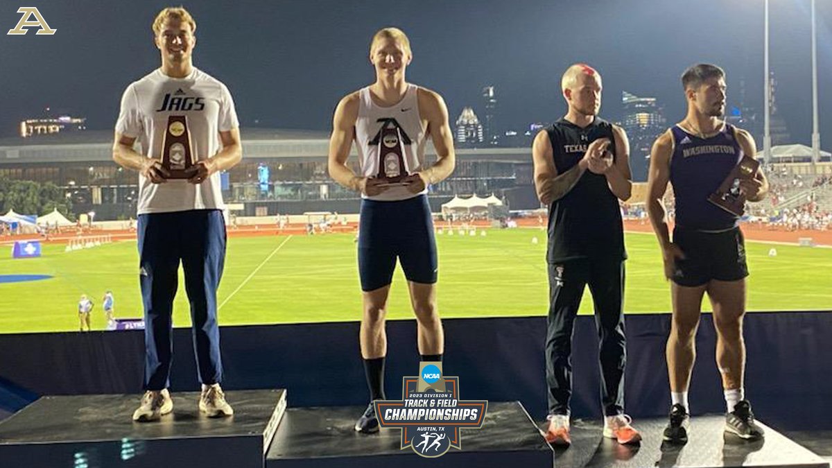 Hunter Garretson Earns Runner-Up Finish to Headlines <a href="/ZipsTFCC/">Akron Zips Track/CC</a> Efforts on Day One of <a href="/NCAATrackField/">NCAA Track & Field</a> Championships

#GoZips | <a href="/ZipsTFCC/">Akron Zips Track/CC</a> 🦘

Recap 👉 gozips.com/news/2023/6/7/…