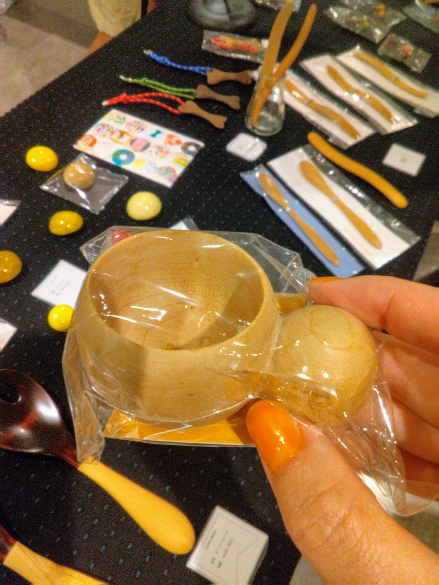 musamoriplaza's tweet image. \#FLAGSdesign in #むさプラ ✨/ 
 府中市にある福祉作業所の #FLAGSdesign さんが、 
むさプラで販売中！本日14時まで‼️
 #手作りの木製品 で、#天然素材 のため1点もの！ 
 木の風合いが素敵なコーヒーメジャースプーンはいかがですか？☺️✨