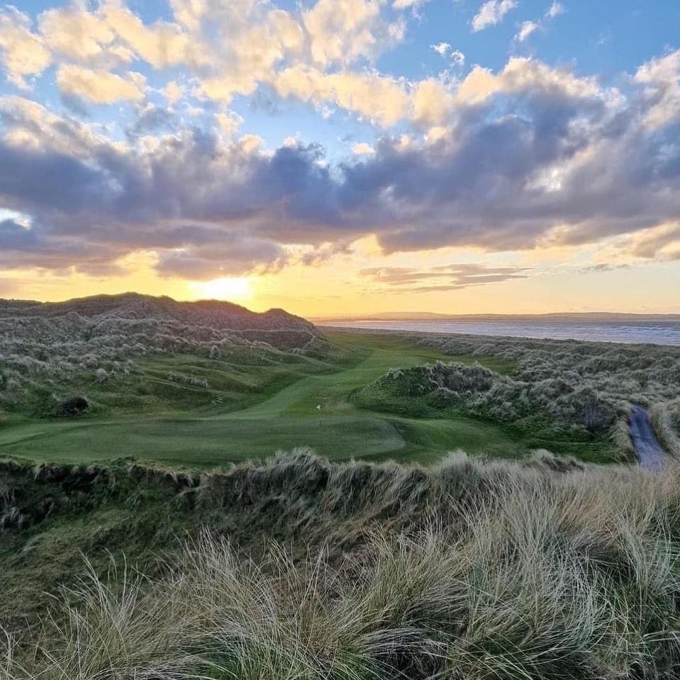 A Links Paradise, Enniscrone G.C.

⛳️🍀🌅🏌️🇮🇪🌎🌊💥🏌️‍♀️🏖

#links #linksgolf #sligotourism #fillyourheartwithIreland #enniscronegolfclub #discoverenniscrone
#wildatlanticway #mysligo #sligowhoknew #discoverireland #failteireland #egtgolftour #golf