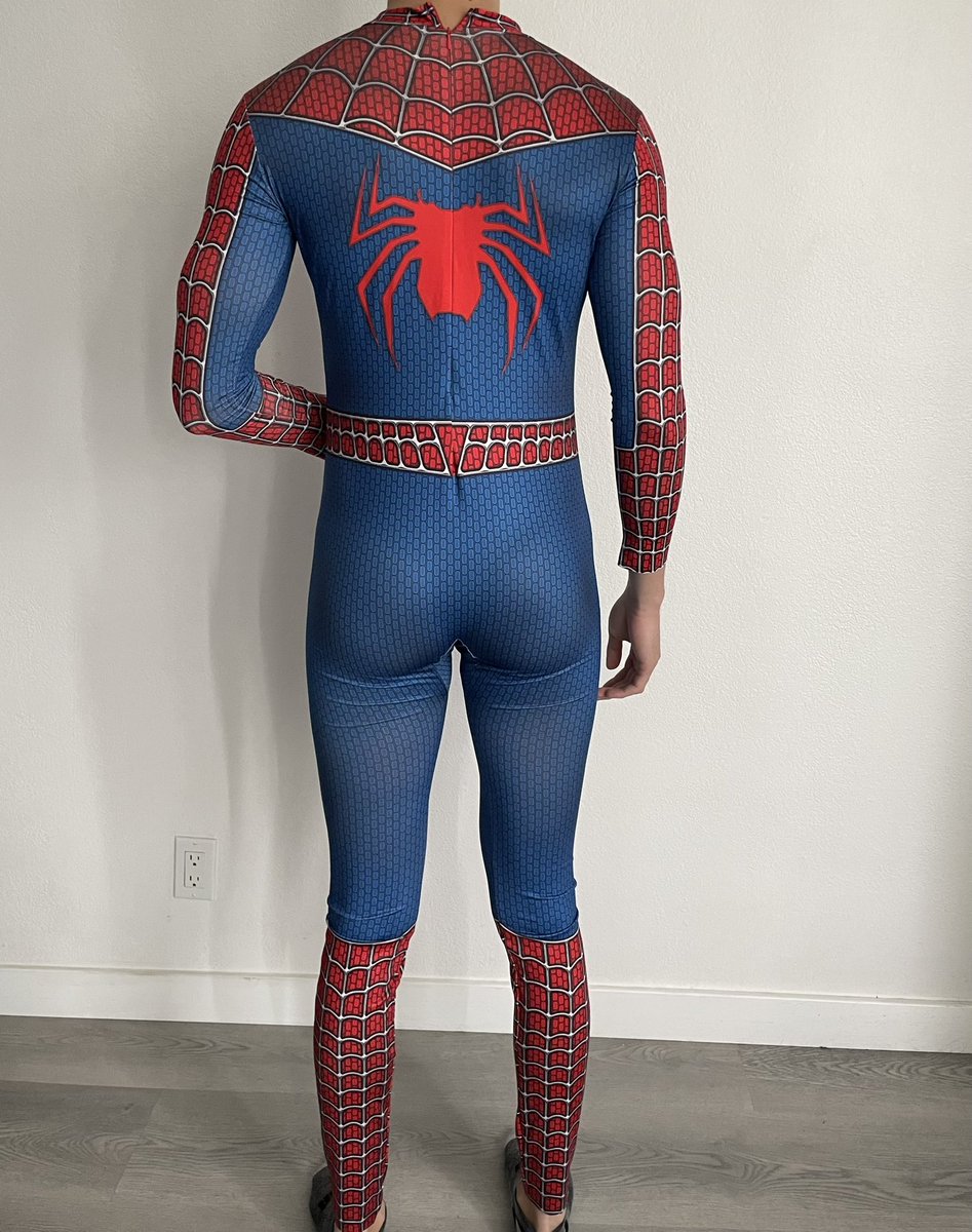 New suit for a new video this weekend! Shouldve worn this to the new Spiderman movie premier.