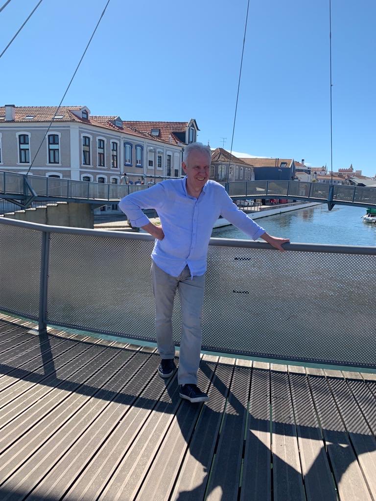 Bonjour belle journée bisous